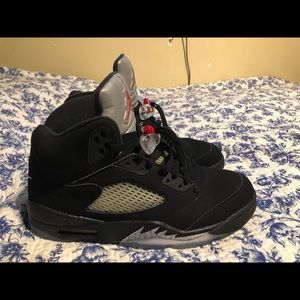 Retro Jordan 5s